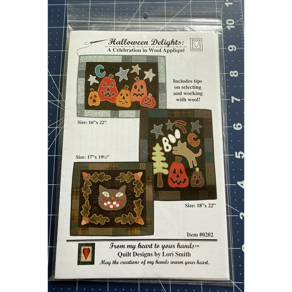 From My Heart To Your Hands HALLOWEEN DELIGHTS A Celebration Of‎ Wool Appliqué